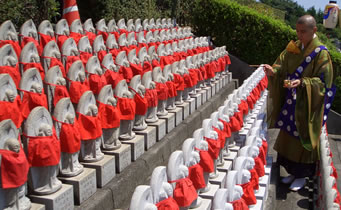 比叡山延暦寺大霊園水子地蔵尊